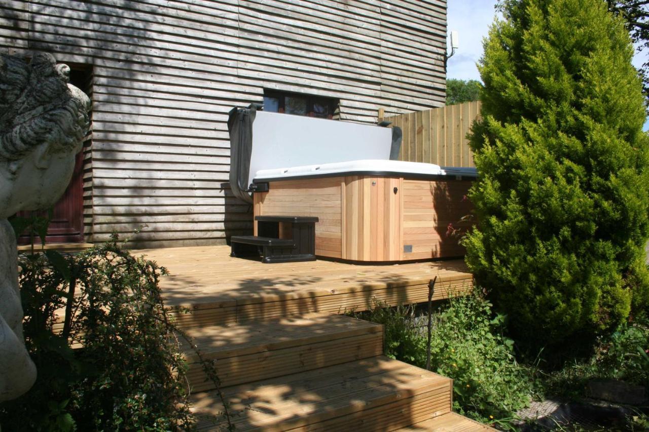 Barn Cottage - Farm Park Stay With Hot Tub สวอนซี ภายนอก รูปภาพ